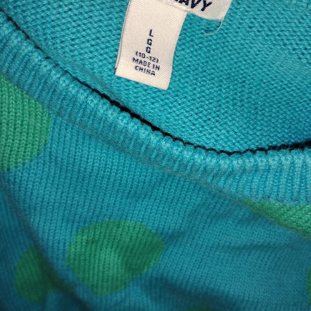 Random Clothing Bundle - Picture 7 of 7